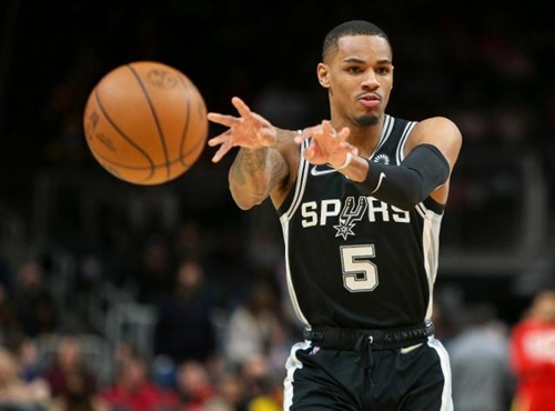 师在绿茵场 师在绿茵场