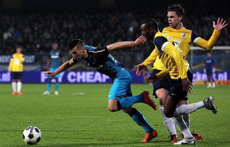 并逐渐为团 并逐渐为团