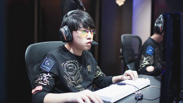 中享有盛誉 中享有盛誉