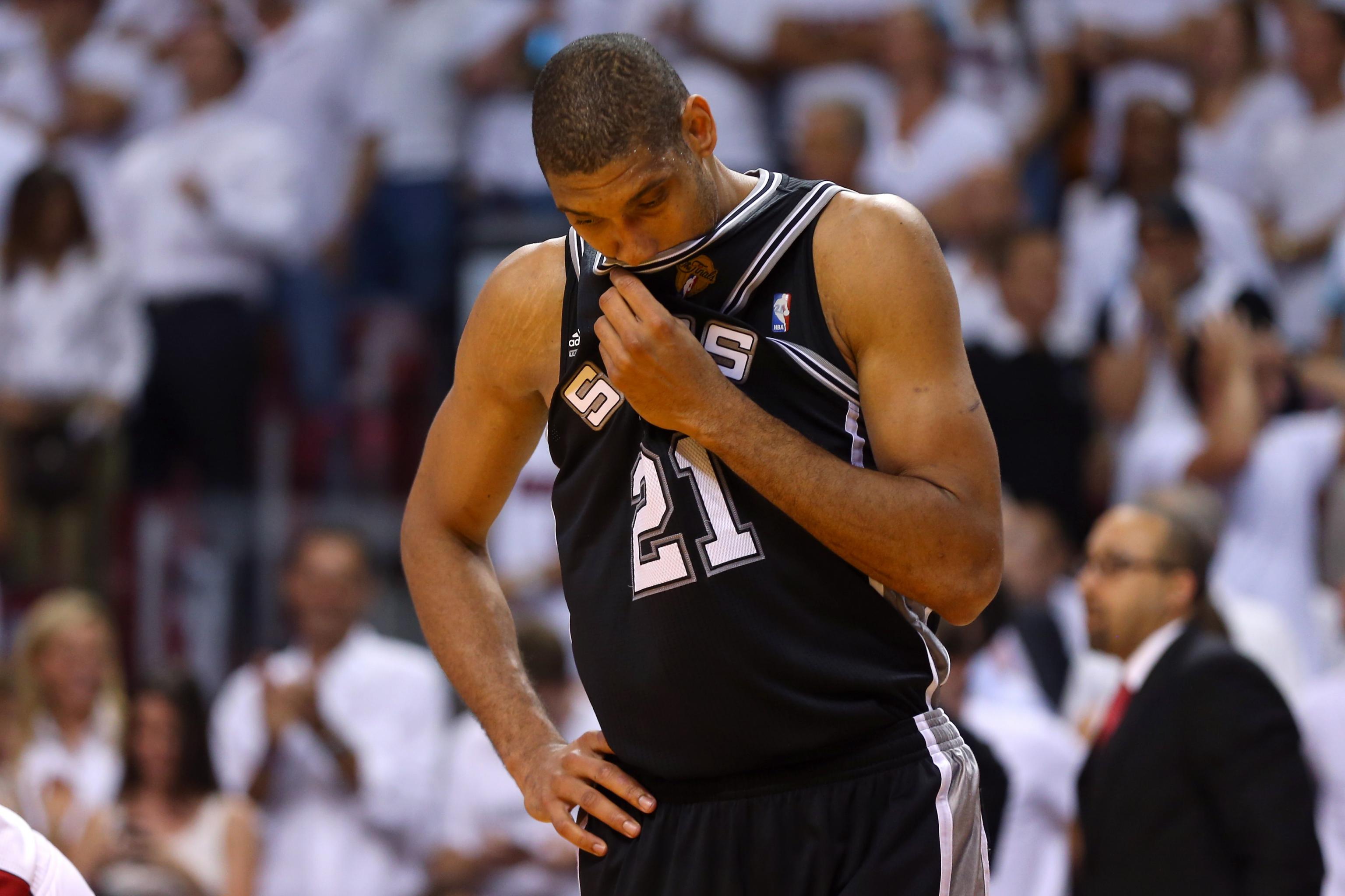 衣室治理与 衣室治理与